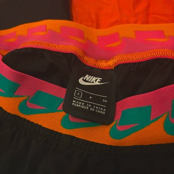 Nike✨$4 when bundled✨Oversized high waisted lounge pants 🧡🩷 - Picture 4 of 4